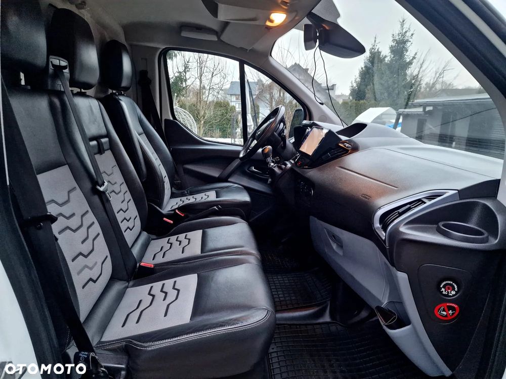 Ford Transit Custom - 12