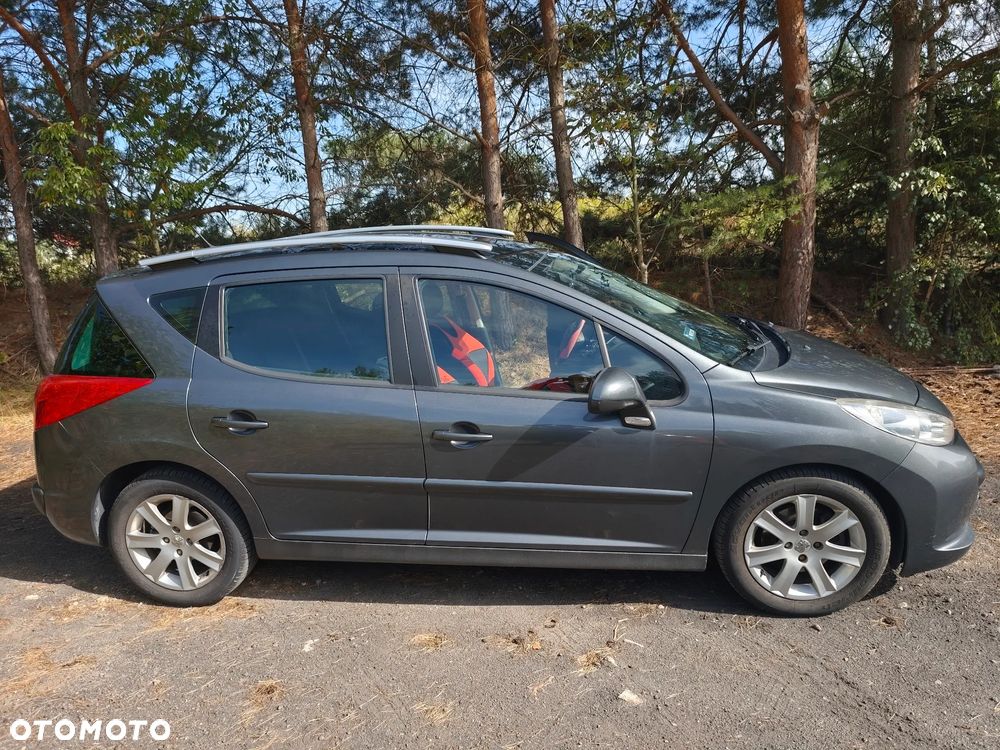 Peugeot 207 1.6 - 3