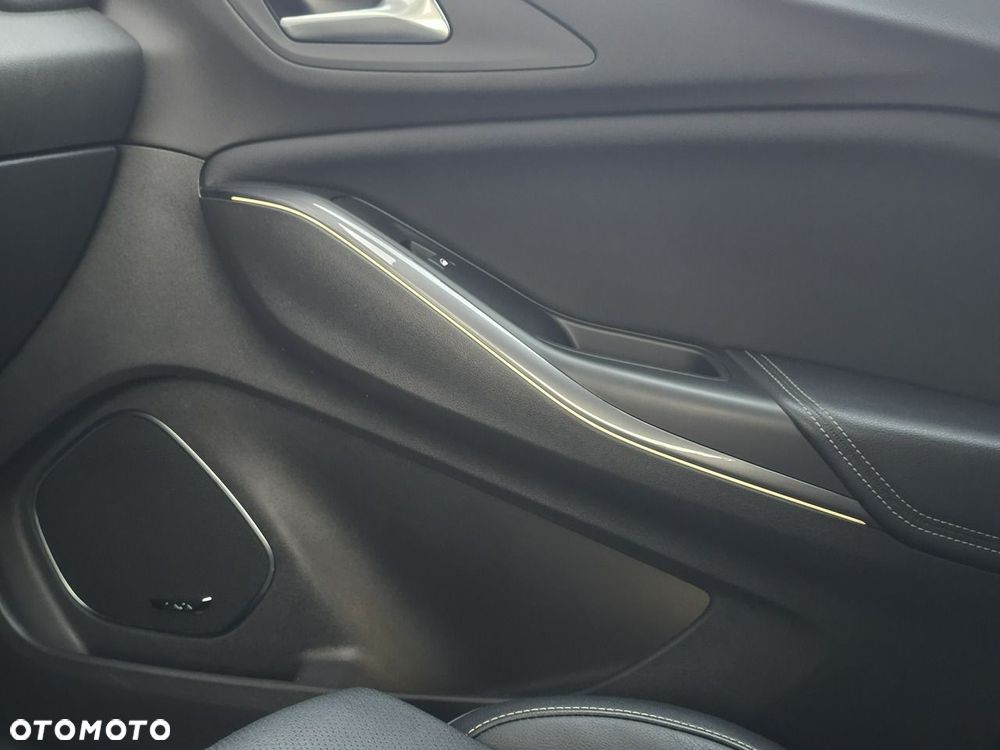 Opel Grandland X - 16