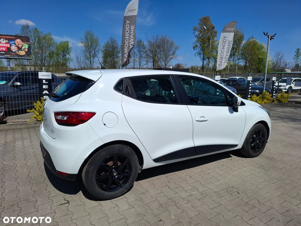 Renault Clio - 15