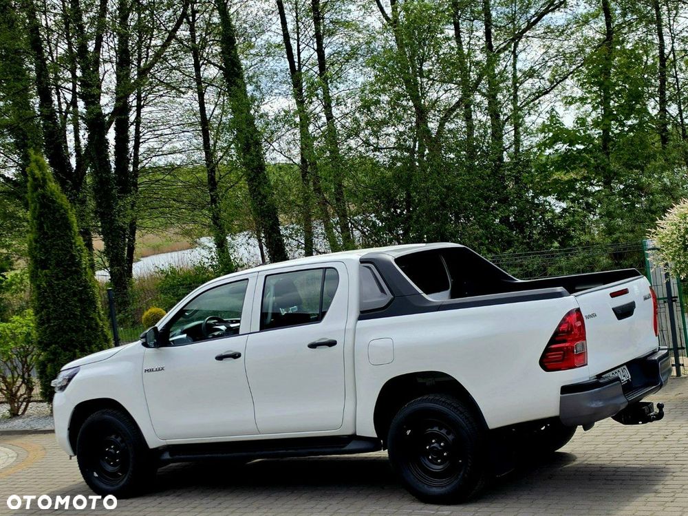 Toyota Hilux - 3