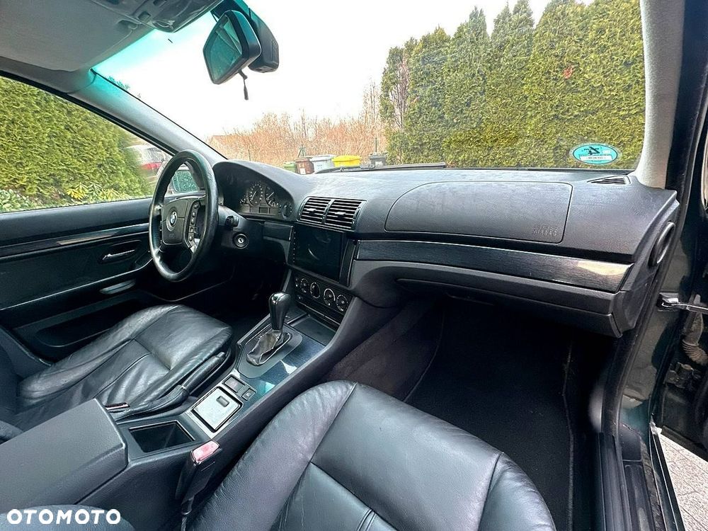 BMW Seria 5 - 10