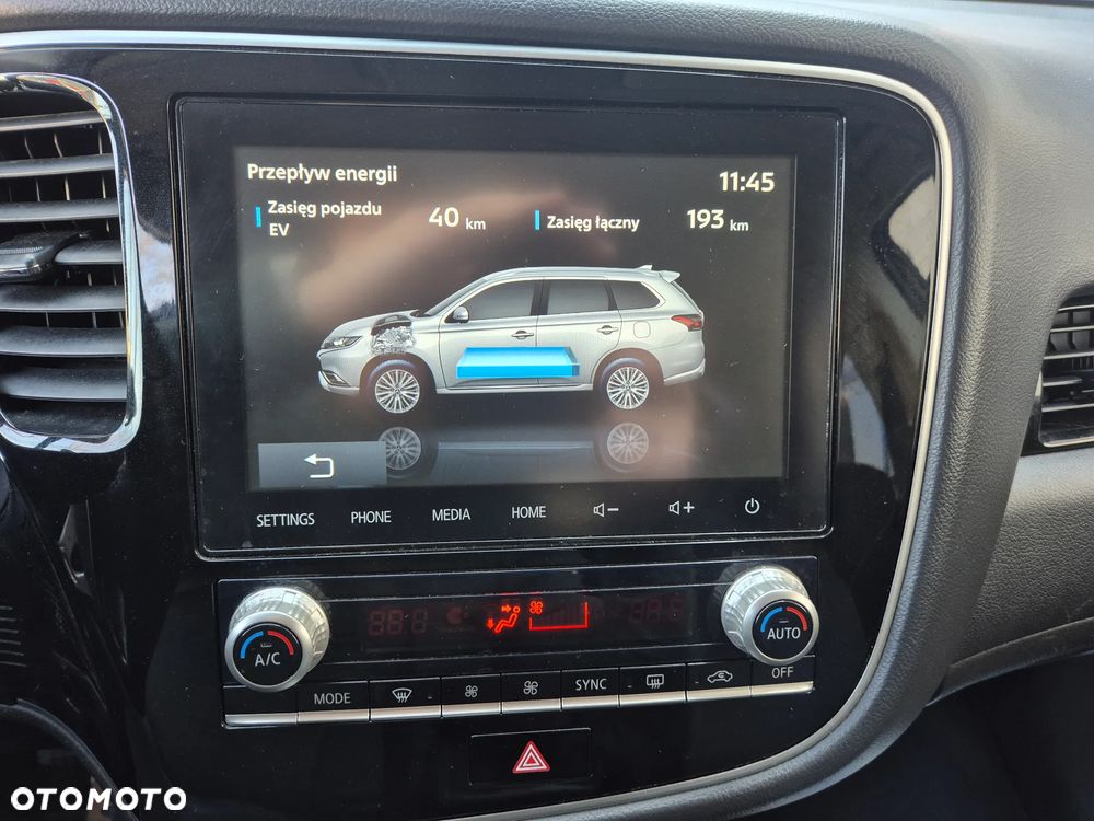 Mitsubishi Outlander - 17