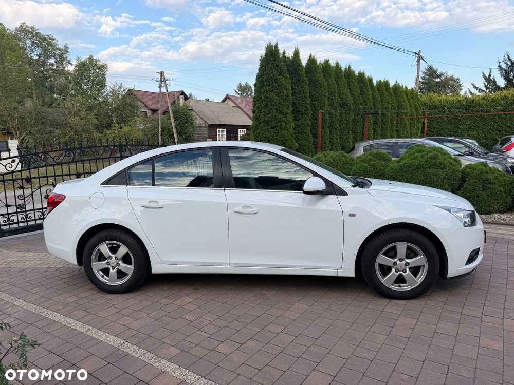 Chevrolet Cruze 1.6 - 13