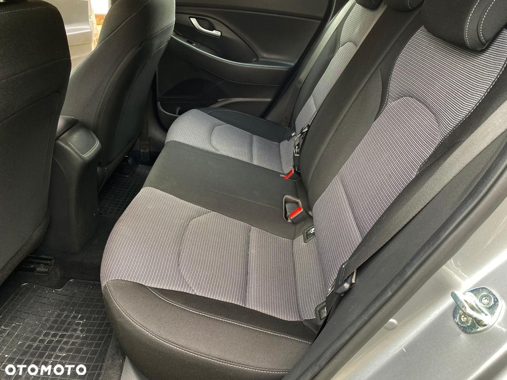 Hyundai i30 - 16