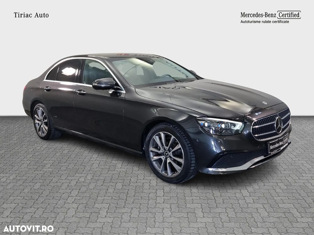 Mercedes-Benz E - 8