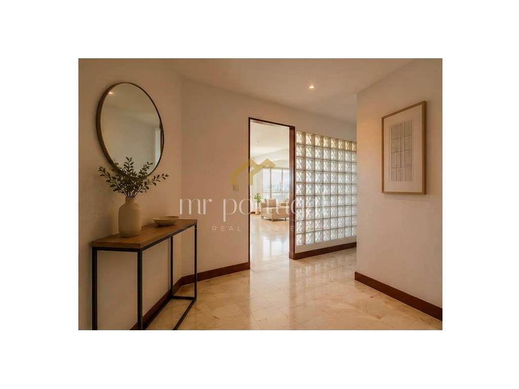 Luxuoso Apartamento T4 com Vista Panorâmica sobre o Rio Tejo - Grande imagem: 5/18