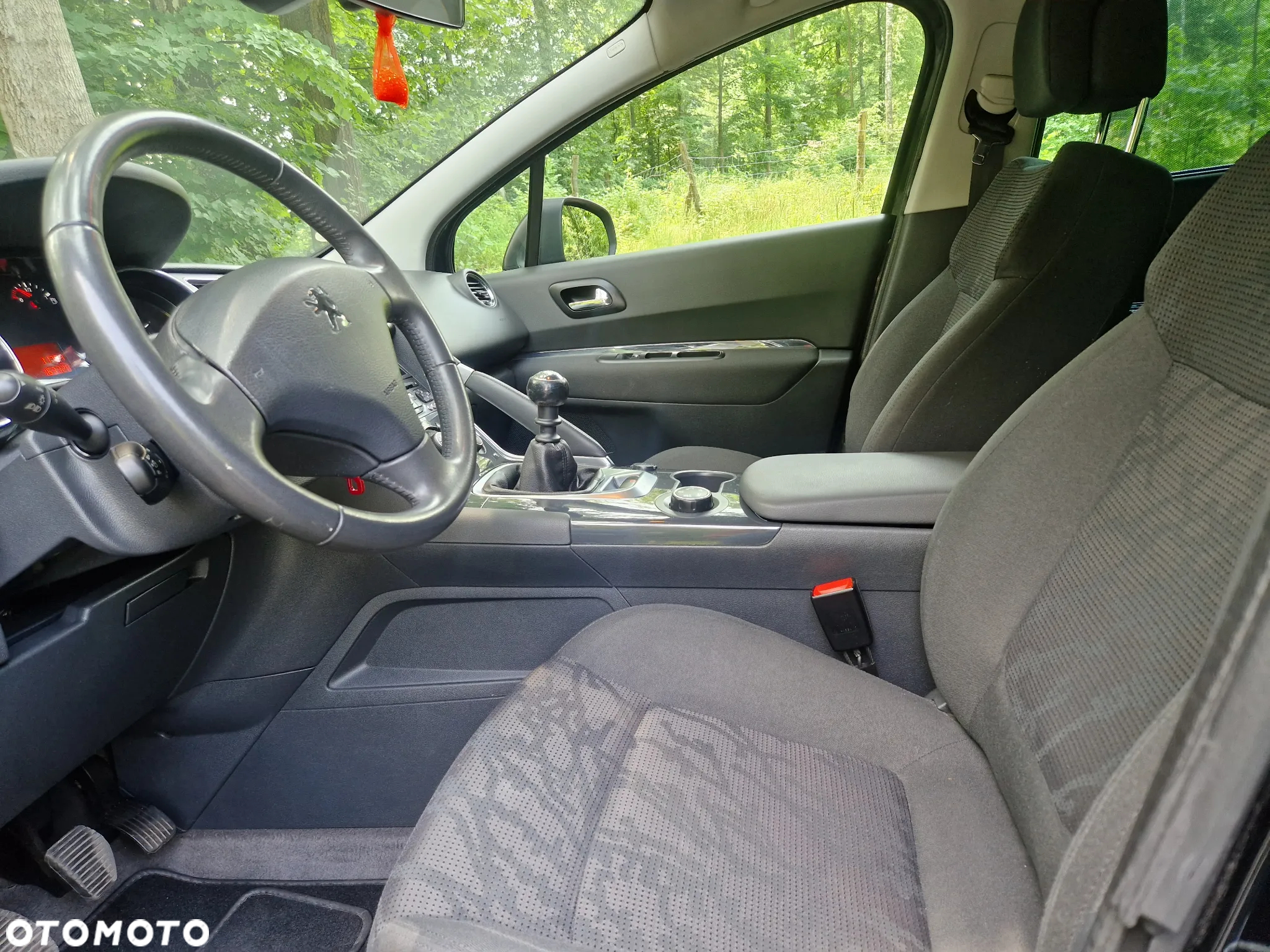 Peugeot 3008 HDi 115 Active - 8