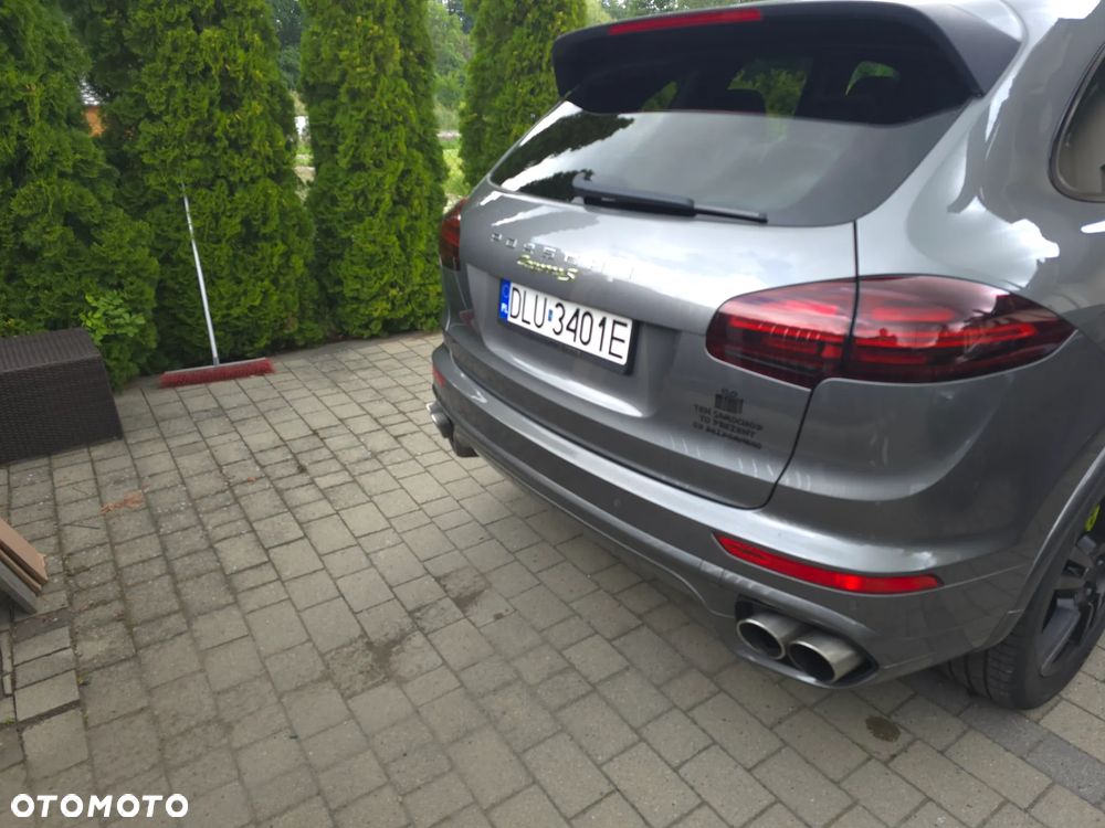 Porsche Cayenne Standard - 5