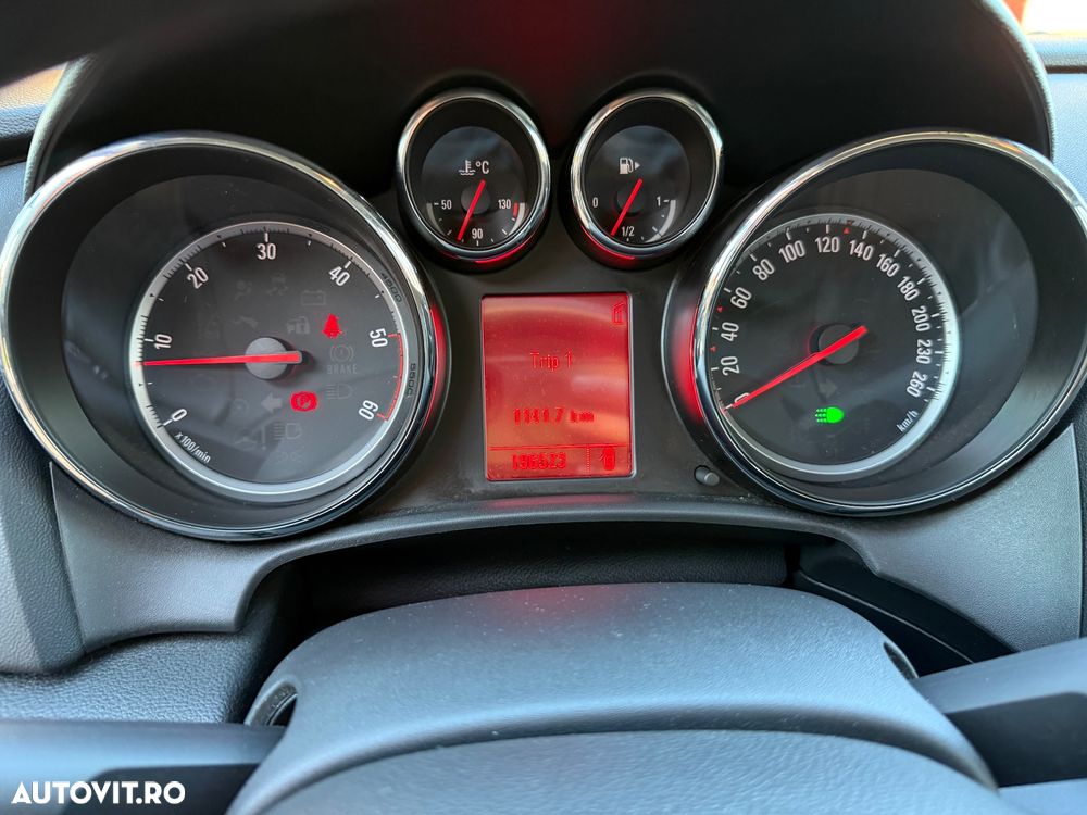 Opel Astra 1.7 CDTI DPF (119g) Edition - 9