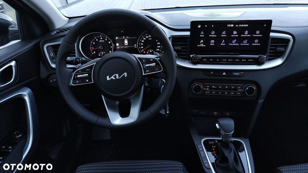 Kia Ceed - 15