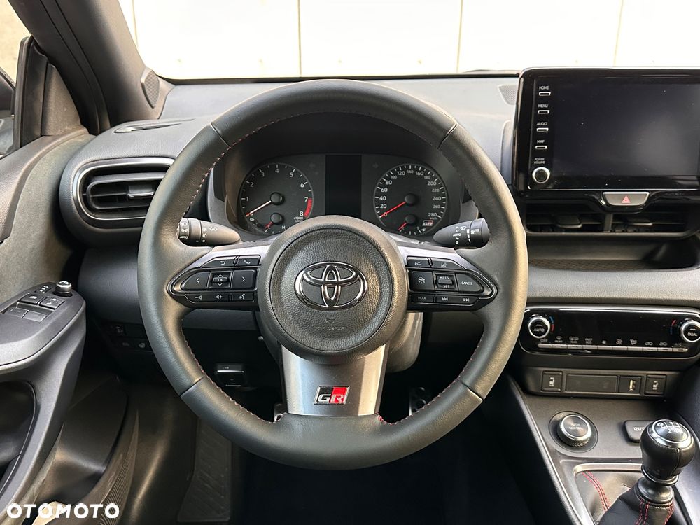 Toyota GR Yaris 1.6 Dynamic - 8