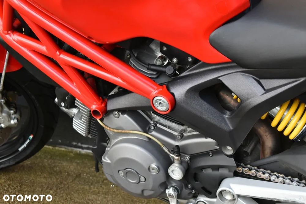 Ducati Monster - 18