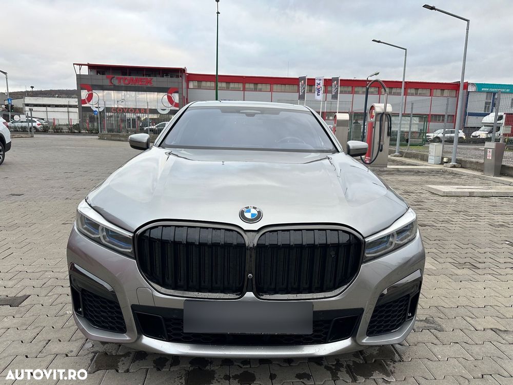 BMW Seria 7 730d xDrive MHEV - 2