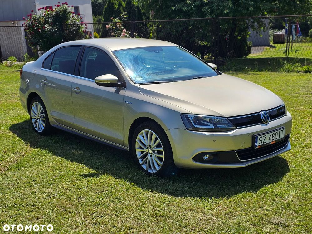 Volkswagen Jetta 1.4 Hybrid DSG Highline - 2