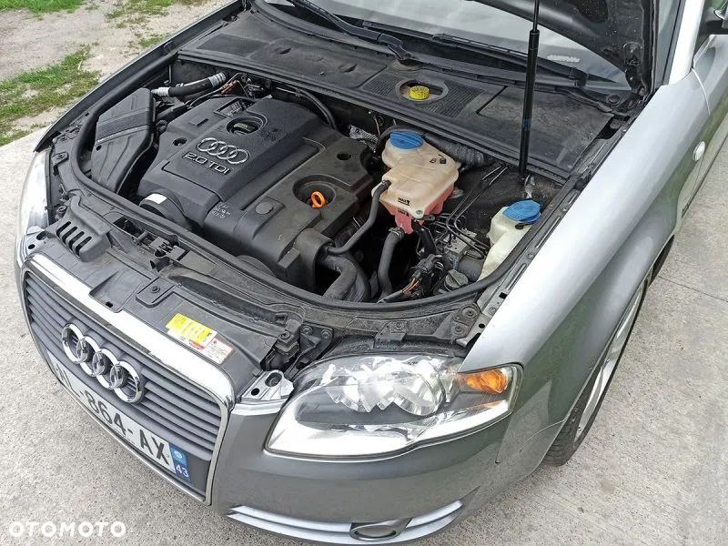 Audi A4 Cabrio 2.0 TDI DPF - 8