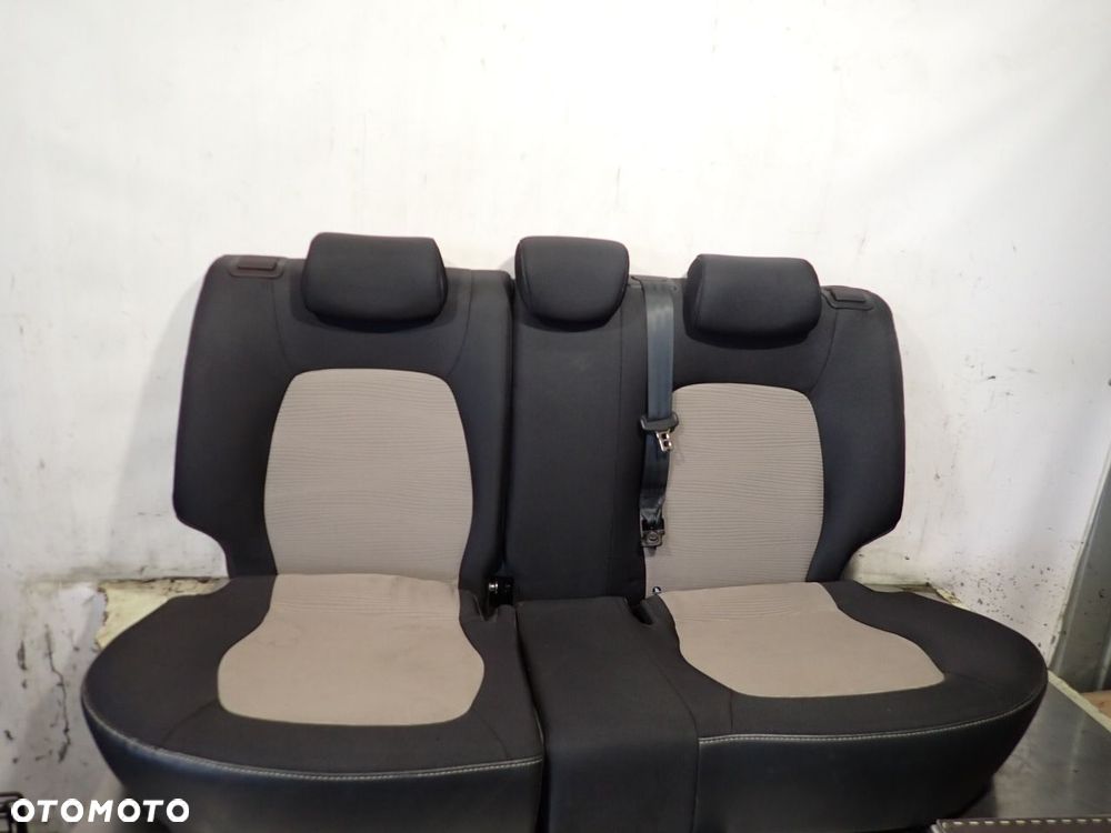 FOTELE KOMPLET HYUNDAI I10 II - 2