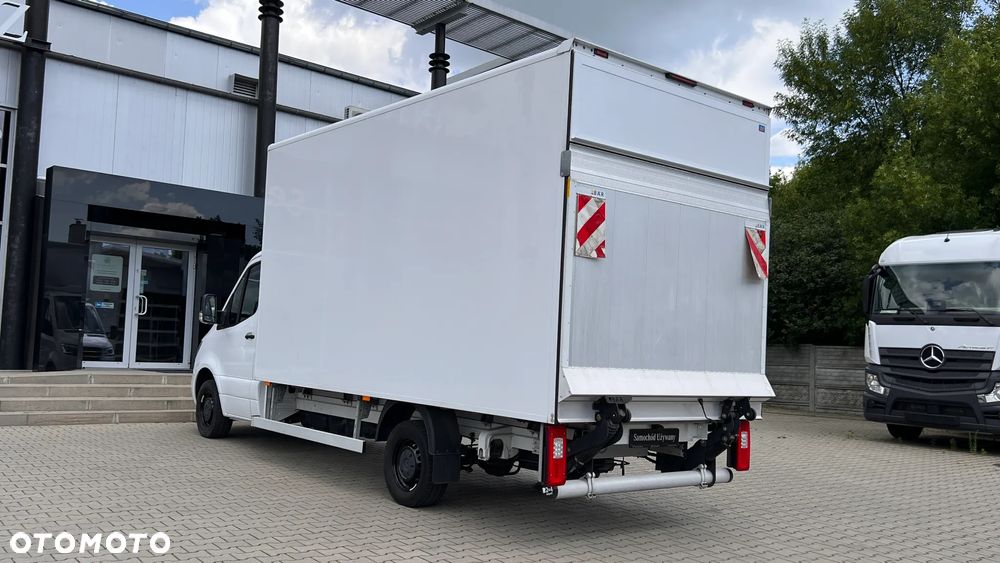 Mercedes-Benz Sprinter 319 CDI - 9