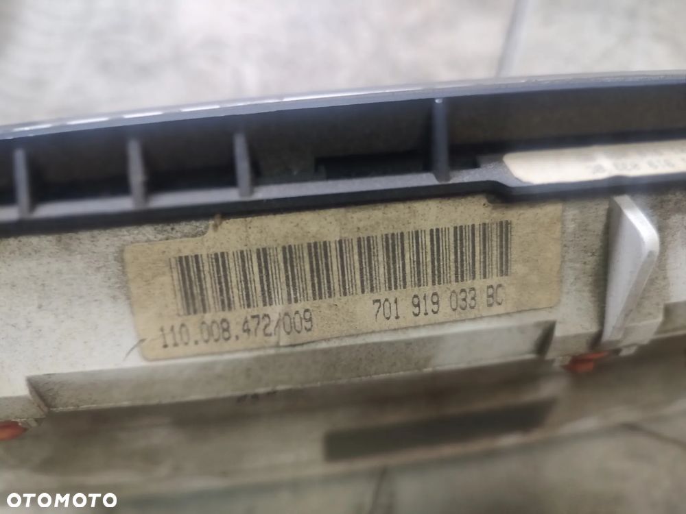 VW T4 2,4D LICZNIK ZEGARY 701919033BC - 3