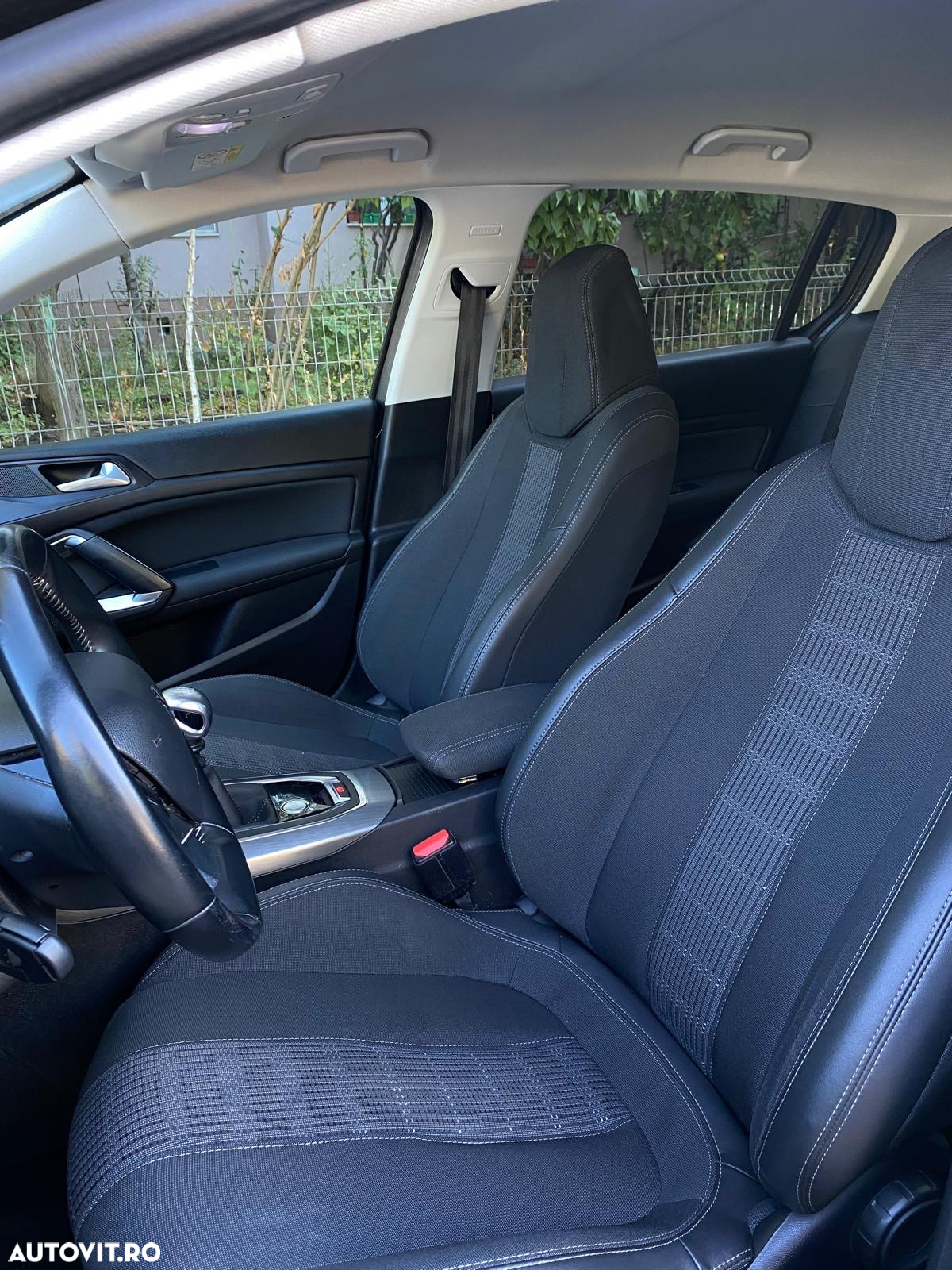 Peugeot 308 1.2 L PureTech Turbo S&S Allure Pack - 4