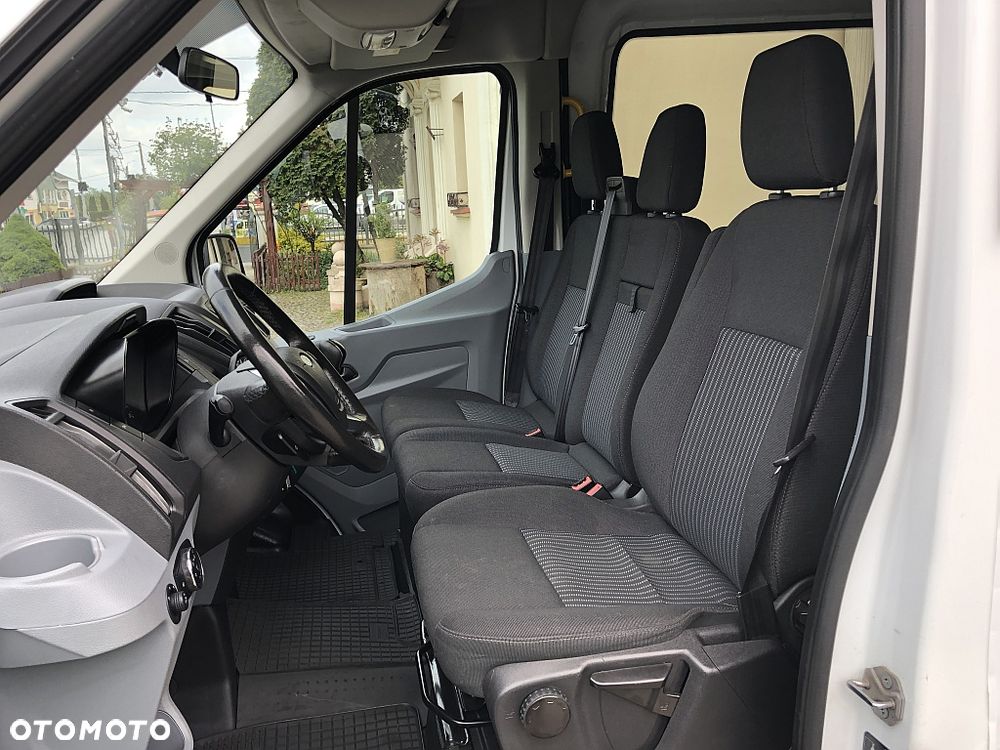Ford Transit Kombi L3H2 Limited - 11