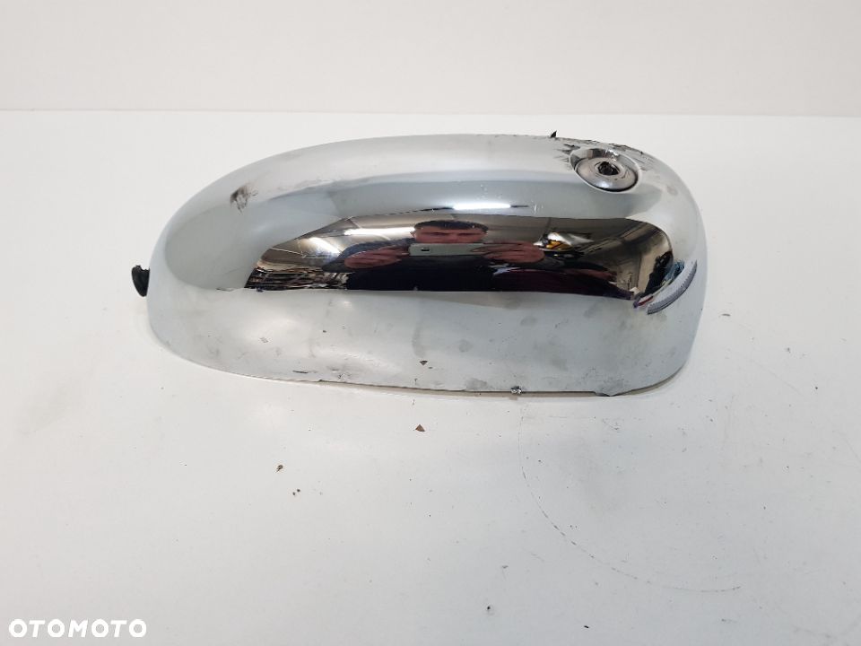 Daelim VT 125 Dekiel Prawy Schowek Chrom Jajko - 1