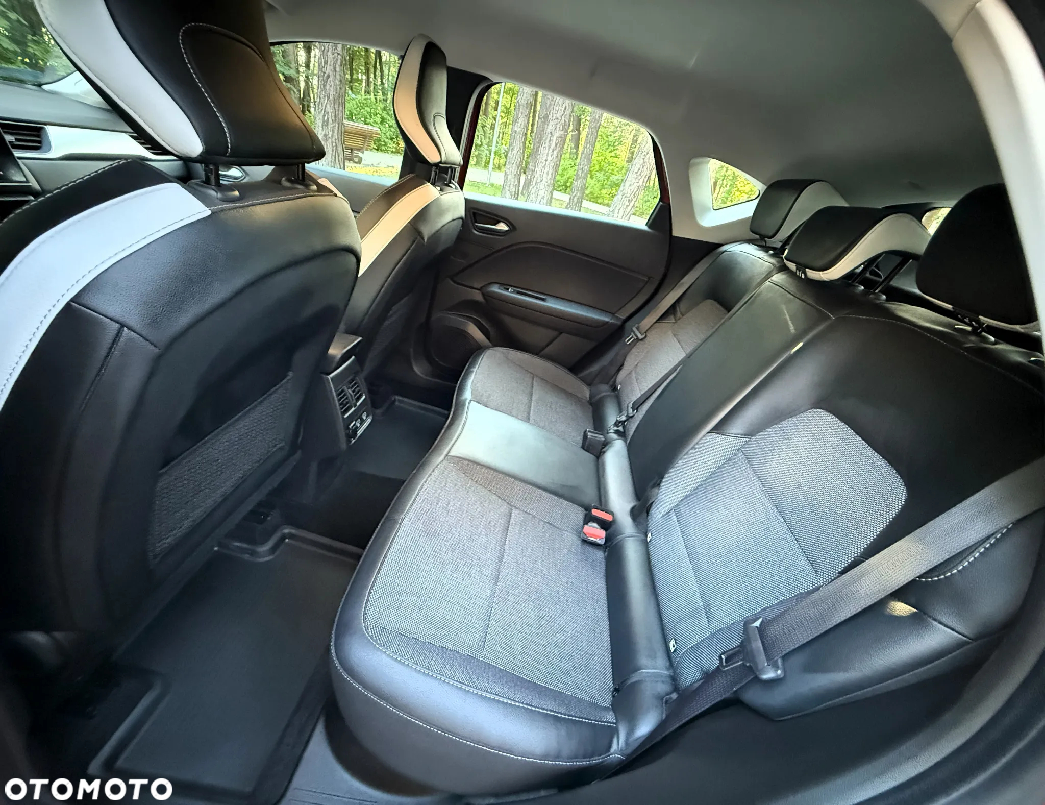 Renault Captur - 19