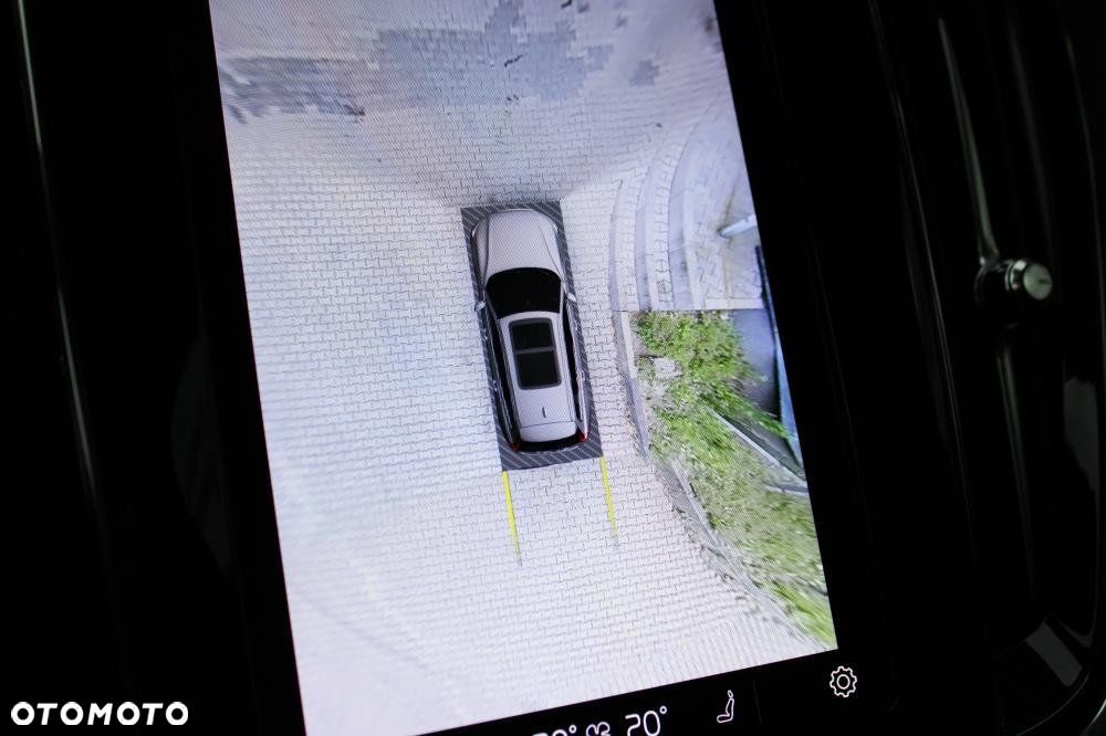 Volvo V60 Cross Country - 28