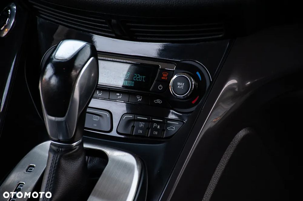 Ford Kuga 2.0 TDCi 4WD Titanium - 22