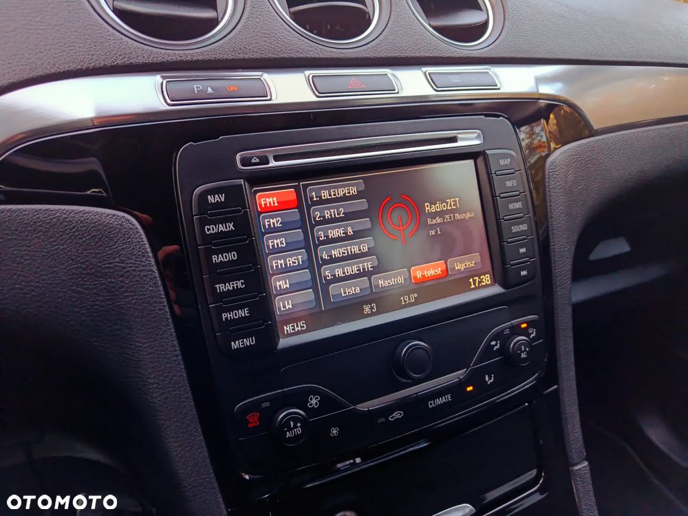 Ford S-Max 2.0 TDCi Titanium - 19