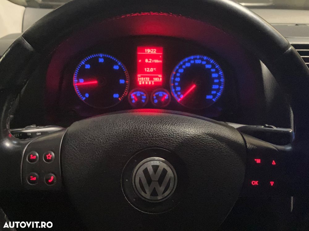 Volkswagen Jetta 1.9 TDI Comfortline DSG - 27