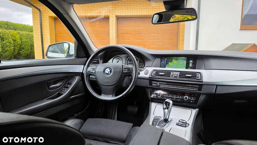 BMW Seria 5 530d xDrive Luxury Line - 22
