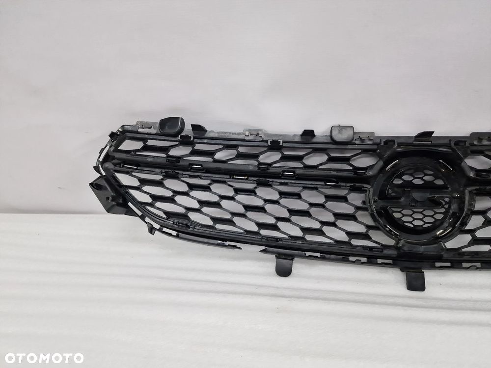 OPEL CORSA F 19- ATRAPA / GRILL PRZEDNI PRZÓD / CHROMOWANE PASECZKI , NR 9829474180 / 982947418000 , NR AUKCJI GL4 - 12