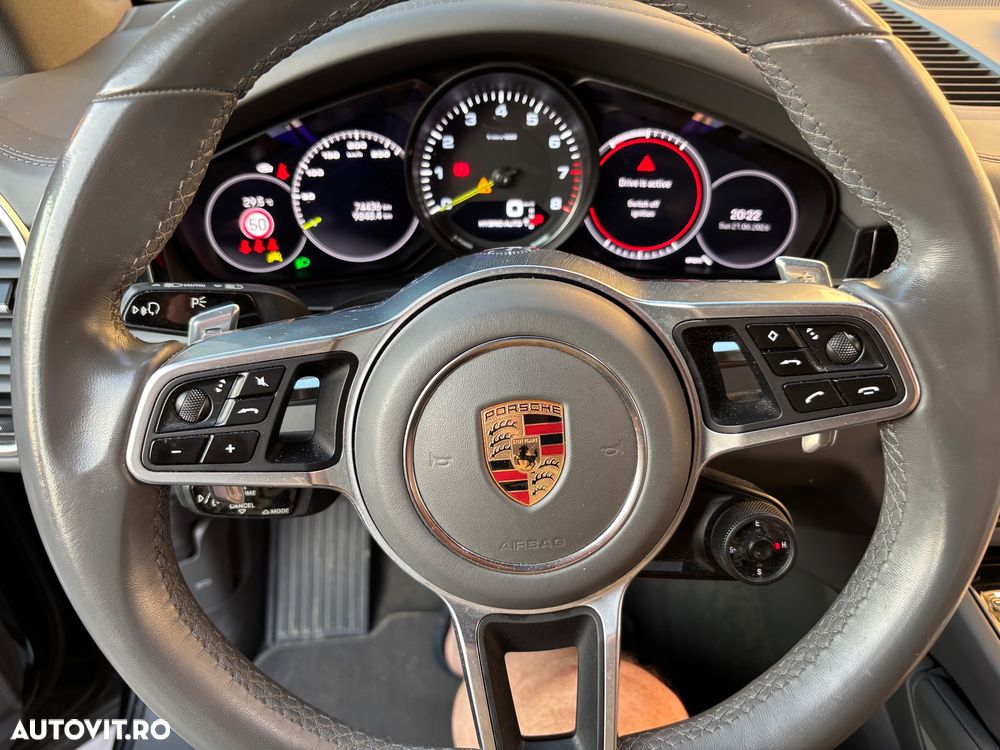Porsche Cayenne E-Hybrid - 21