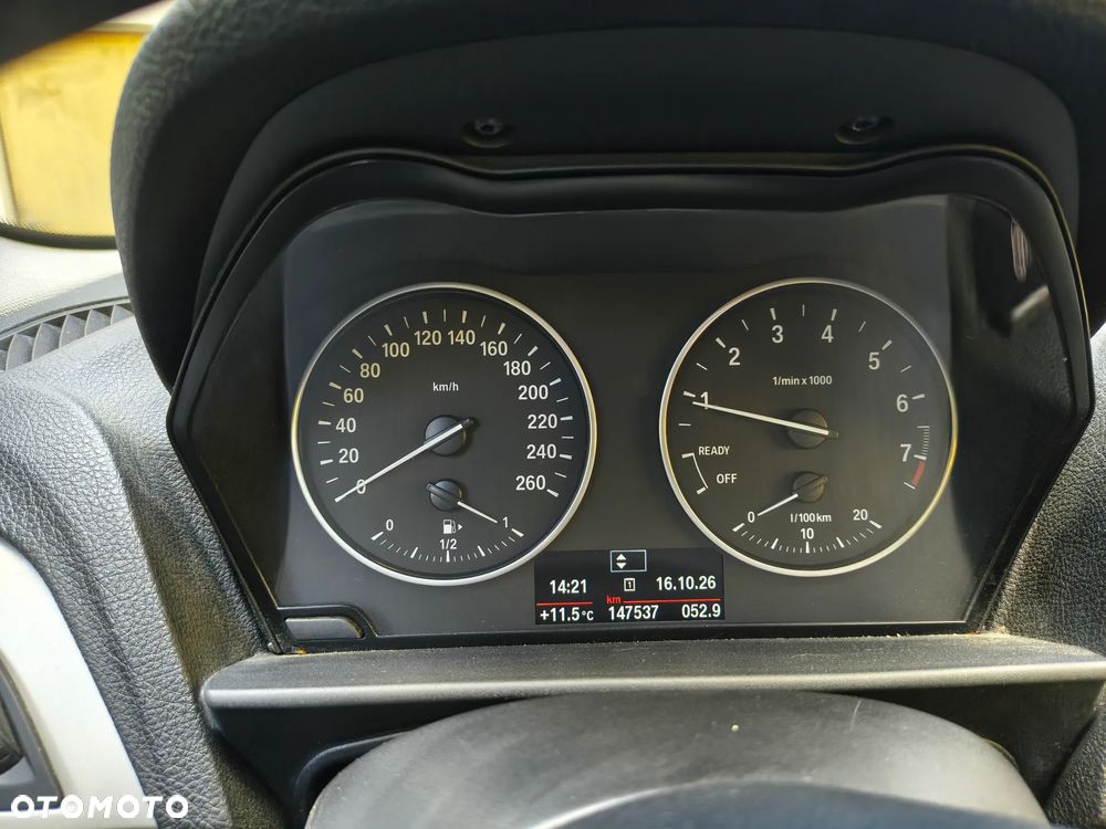 BMW Seria 1 120i - 8