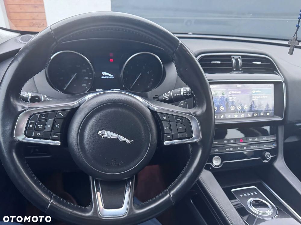 Jaguar F-Pace 2.0 i4P AWD Prestige - 7
