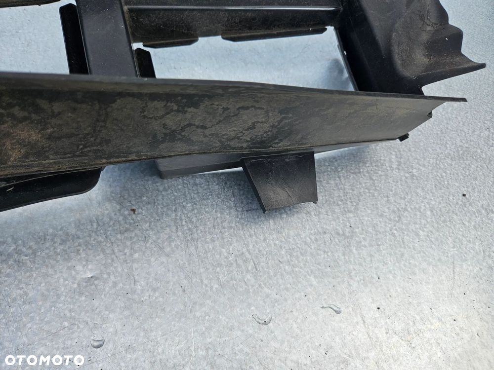 Megane IV kierownica powietrza wlot - 2