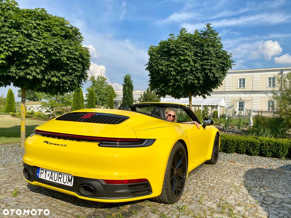 Porsche 911 Carrera 4S - 2