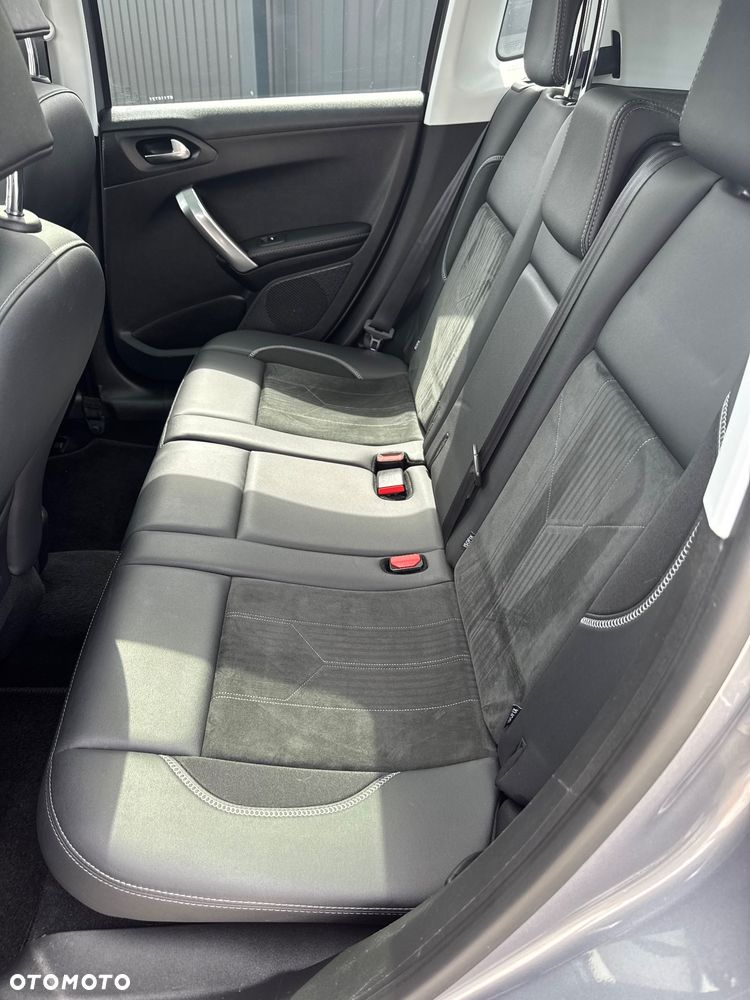 Peugeot 2008 1.6 BlueHDi Crossway - 26