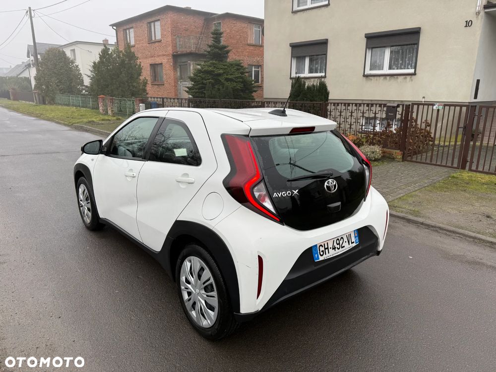 Toyota Aygo X 1.0 VVT-i X-play - 10