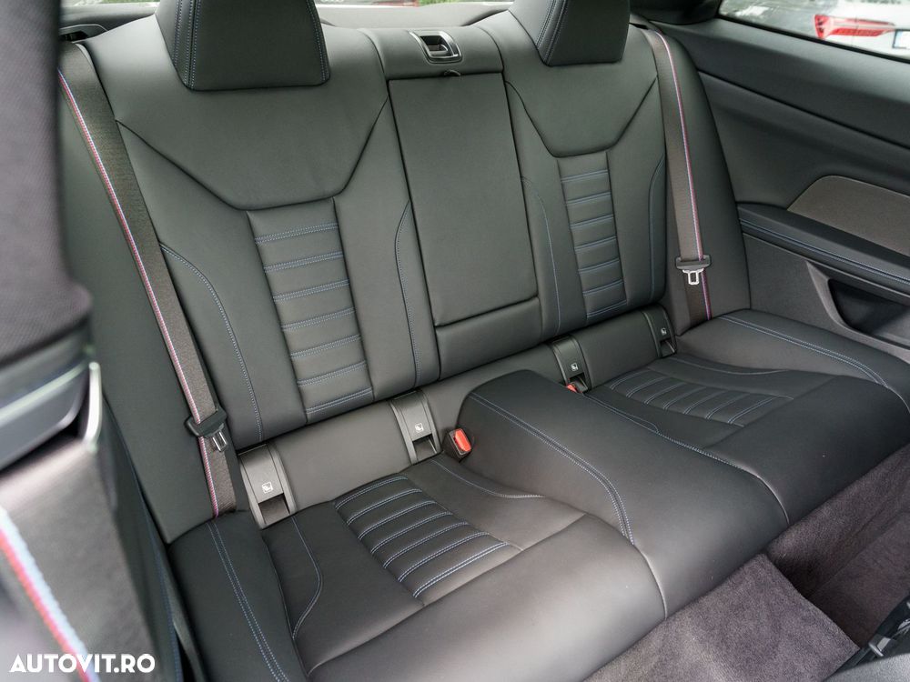 BMW M4 M440i xDrive AT MHEV - 11