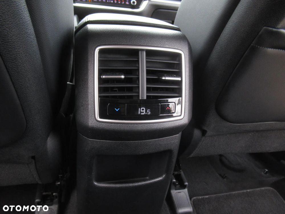 Kia Sportage 1.6 T-GDI HEV Business Line 4WD - 10