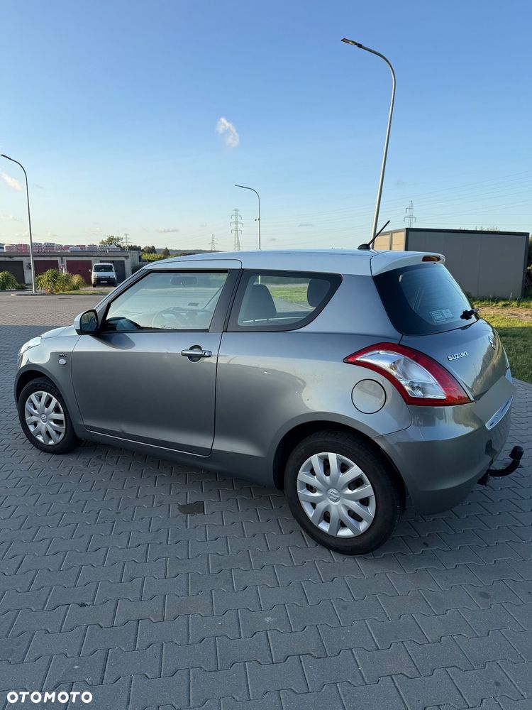 Suzuki Swift - 7