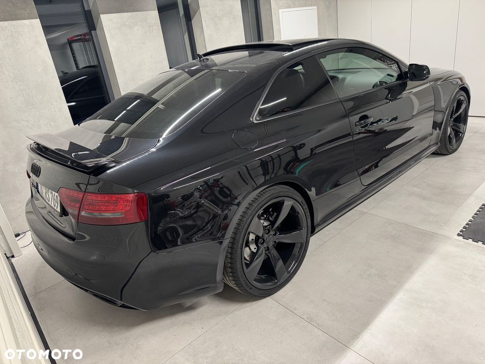 Audi RS5 Coupé - 2