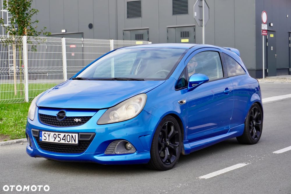 Opel Corsa 1.6T OPC - 9
