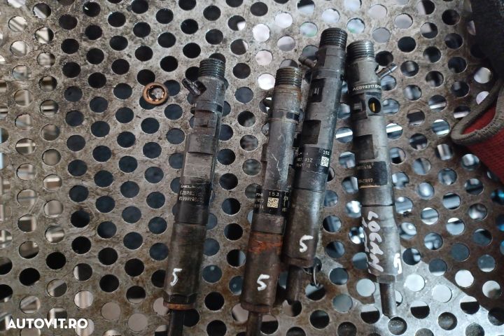 SET INJECTOARE MOTORINA E3 1.5DCI 8200815416 H8200421897 Dacia Logan - 1