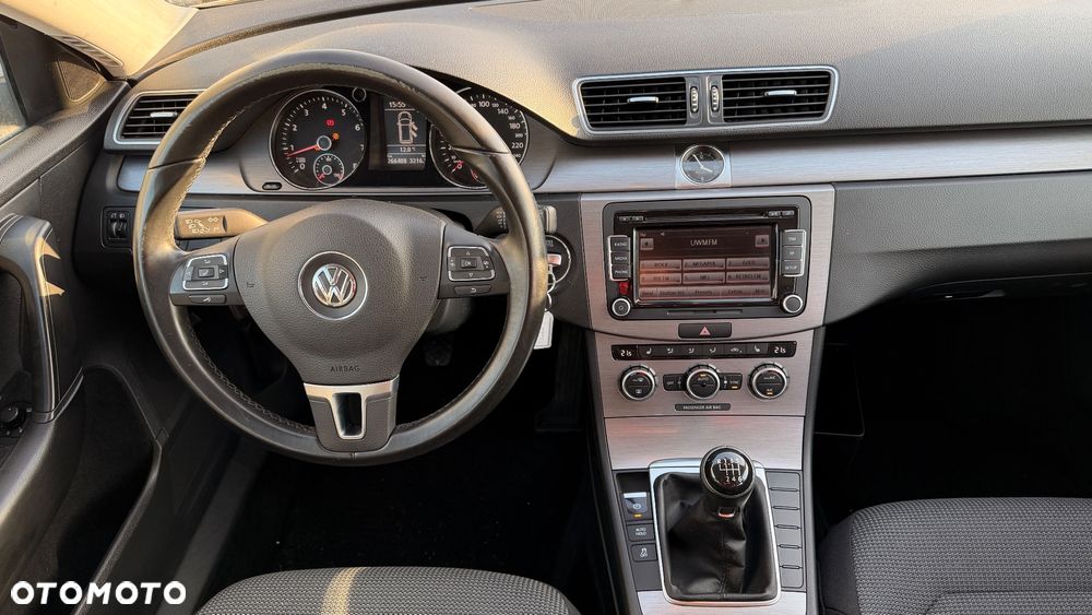 Volkswagen Passat 1.4 TSI BlueMotion Technology Highline - 17