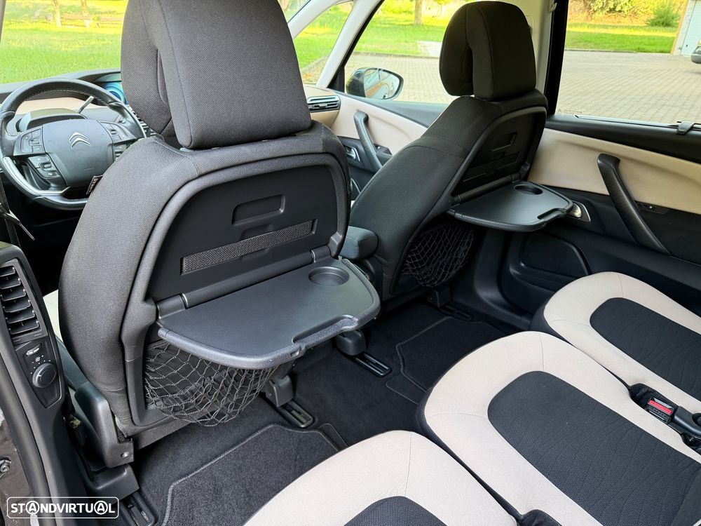 Citroën C4 Grand Picasso 1.6 e-HDi Collection ETG6 J17 - 28