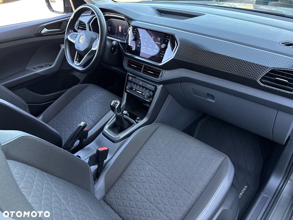 Volkswagen T-Cross 1.0 TSI Style - 12
