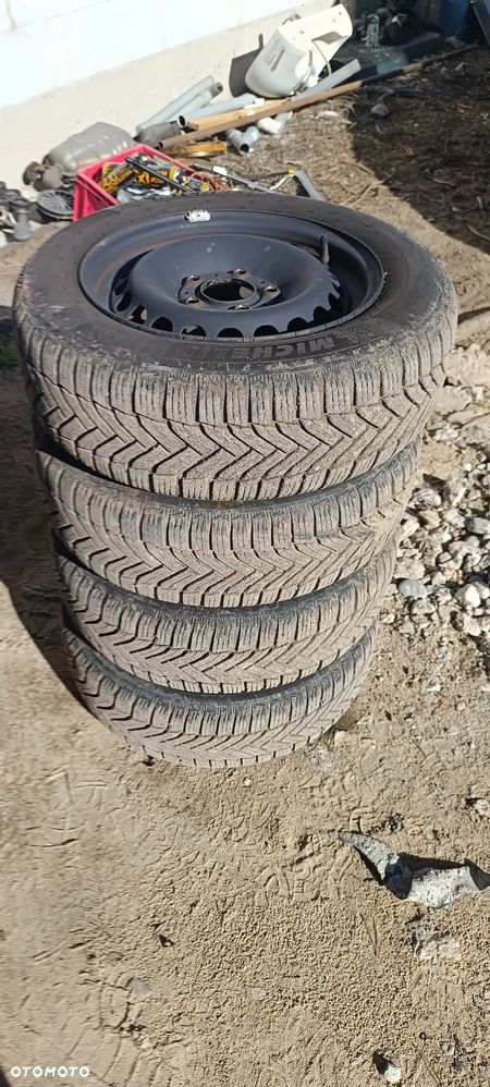 BMW Seria 3 - 12